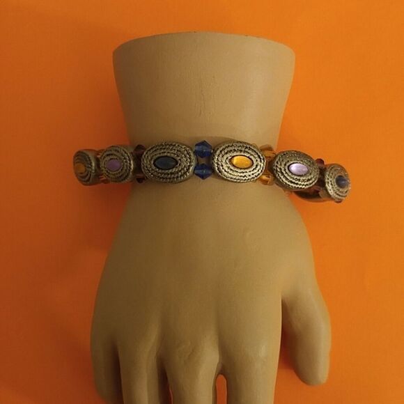 LADIES MULTI COLOR STRETCH BRACELET - Picture 1 of 4